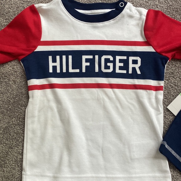 NWT Tommy Hilfiger 18 Month Boys Short Set - Picture 5 of 5